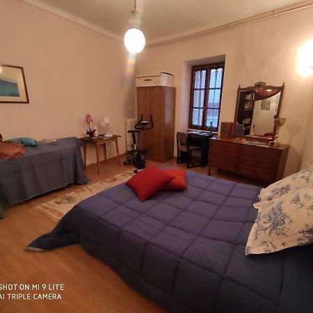 Ex Ostu Impero: Vino, Tartufo Ed Ospitalita Apartment La Morra Ngoại thất bức ảnh