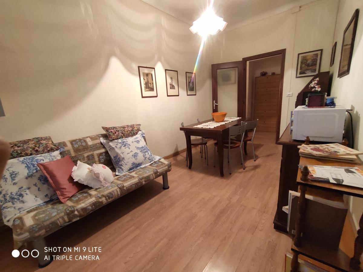 Ex Ostu Impero: Vino, Tartufo Ed Ospitalita Apartment La Morra Ngoại thất bức ảnh