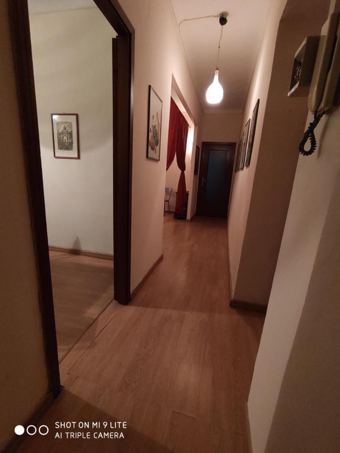 Ex Ostu Impero: Vino, Tartufo Ed Ospitalita Apartment La Morra Ngoại thất bức ảnh