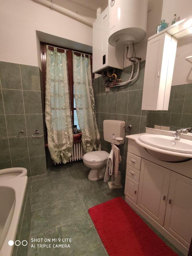 Ex Ostu Impero: Vino, Tartufo Ed Ospitalita Apartment La Morra Ngoại thất bức ảnh